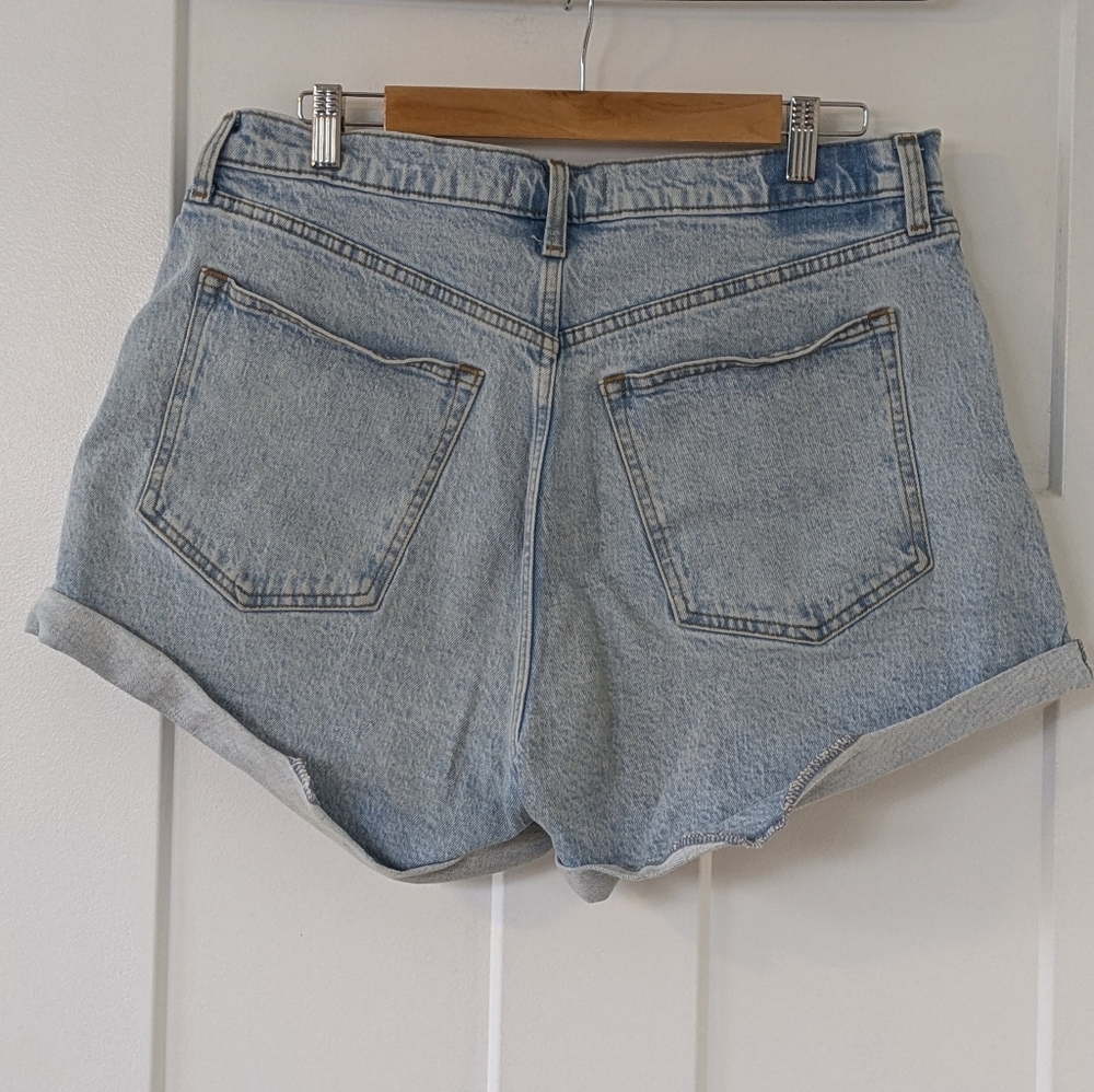A&F High Rise Jean Shorts - Picture 2 of 3